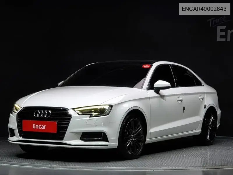 Audi A3 2018 года выпуска