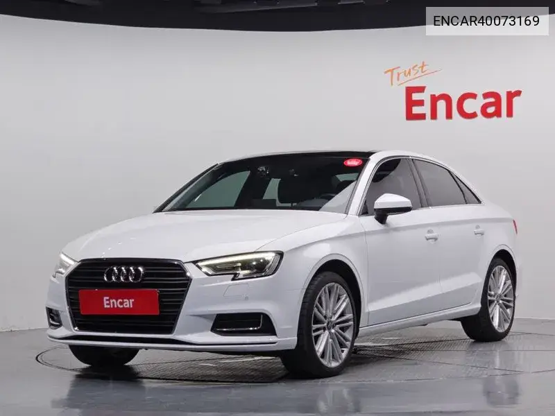 Audi A3 2018 года выпуска