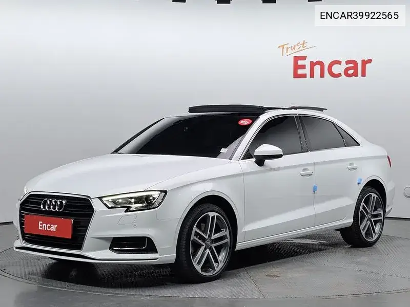 Audi A3 2020 года выпуска