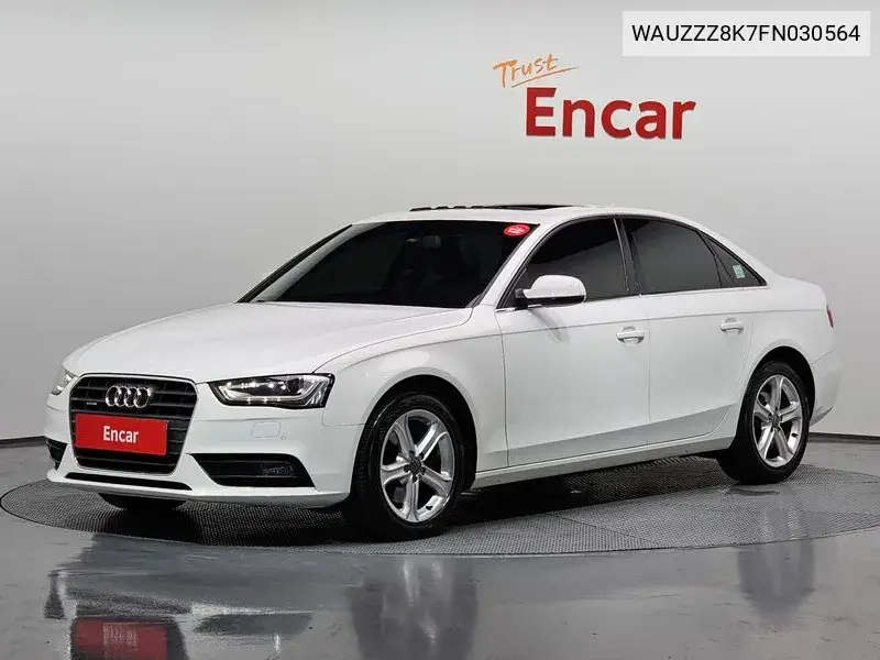 Audi A4 2015 года выпуска