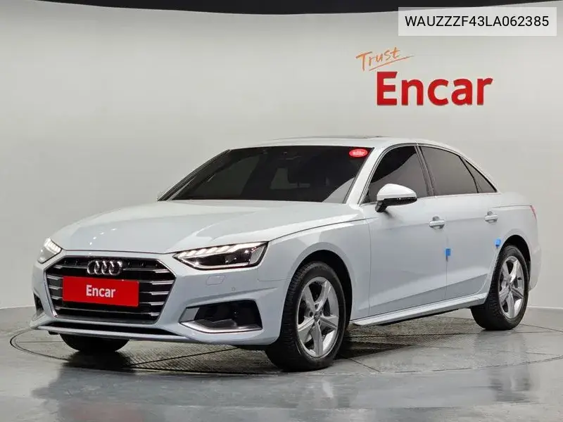 Audi A4 2020 года выпуска