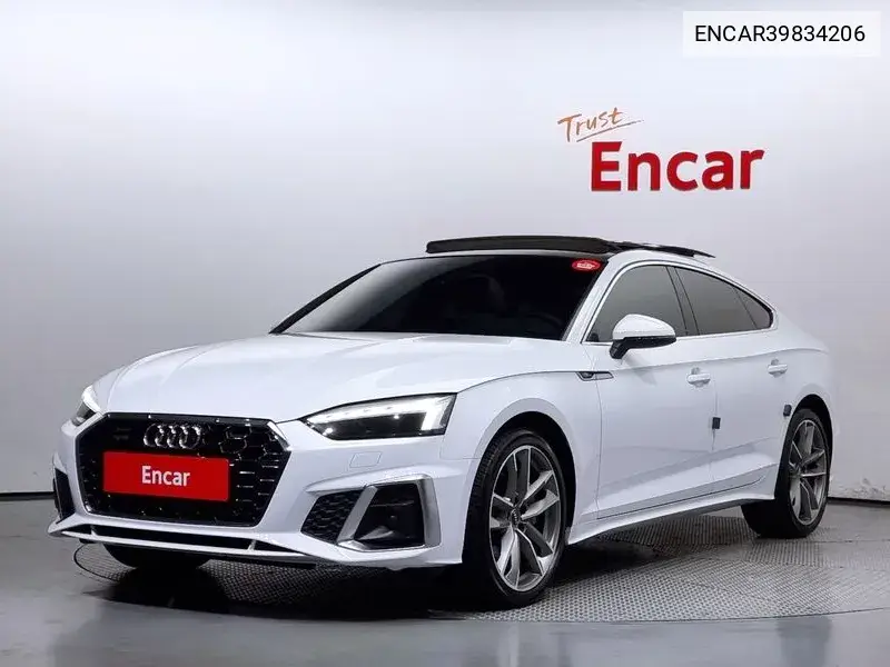 Audi A5 2021 года выпуска