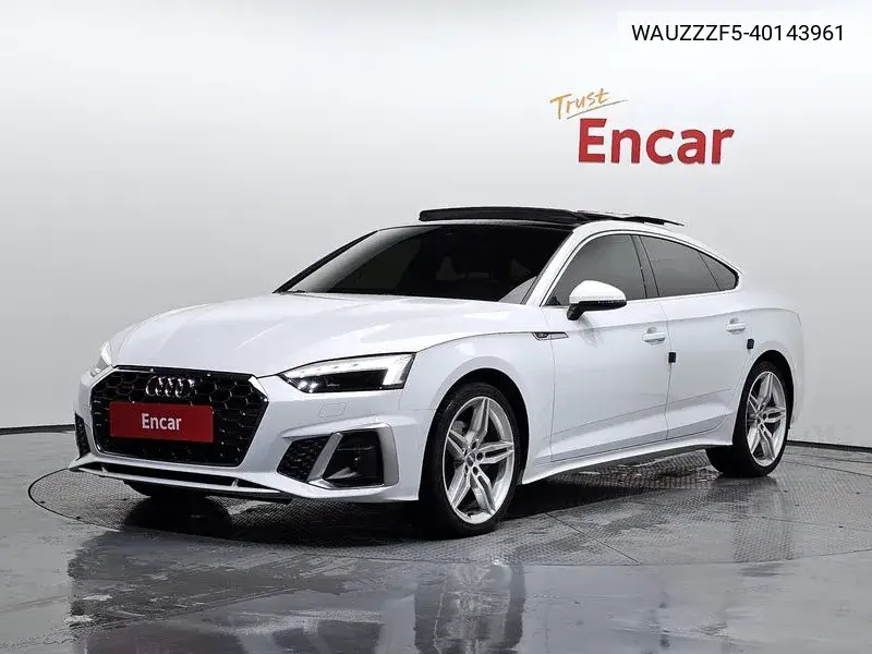 Audi A5 2021 года выпуска