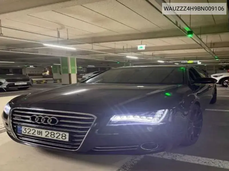 Audi A8 2011 года выпуска
