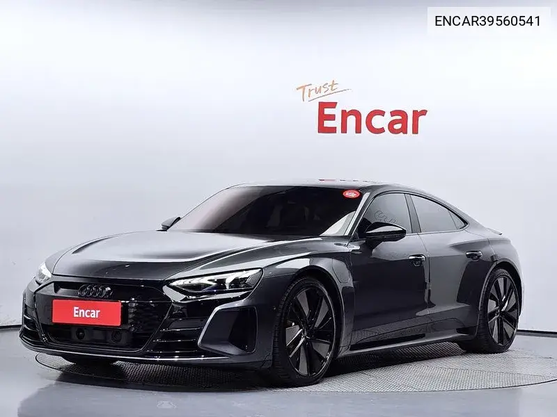 Audi e-tron GT 2022 года выпуска
