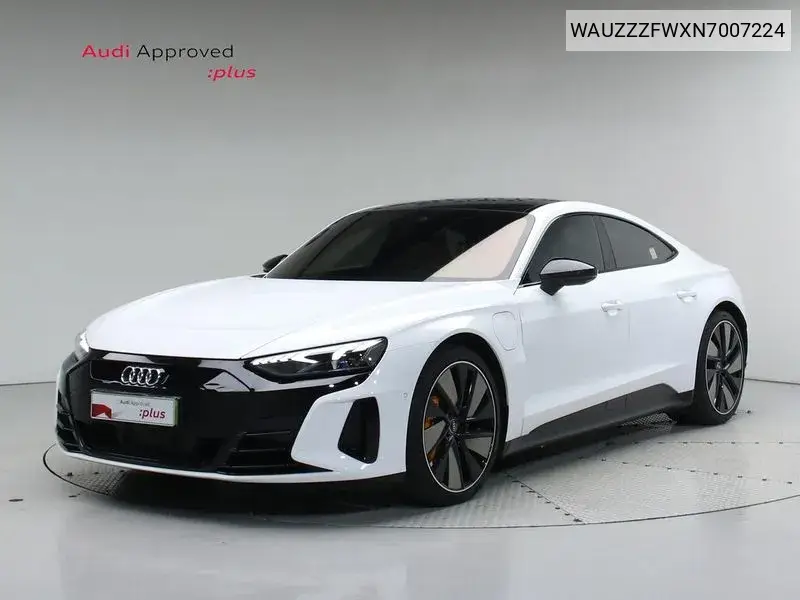 Audi e-tron GT 2022 года выпуска
