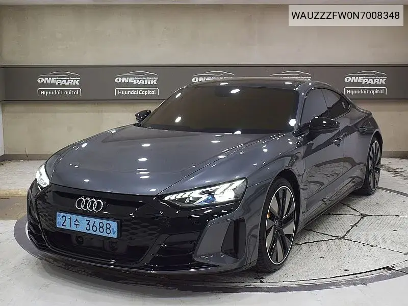 Audi e-tron GT 2022 года выпуска
