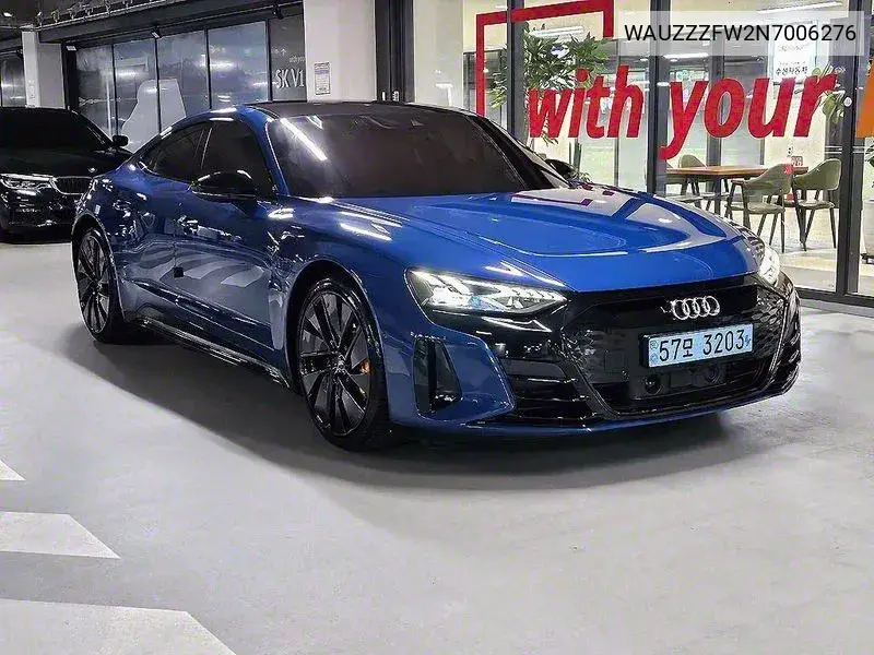Audi e-tron GT 2022 года выпуска