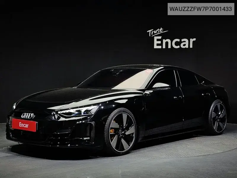 Audi e-tron GT 2023 года выпуска