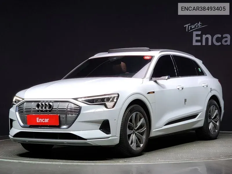 Audi e-tron 2020 года выпуска
