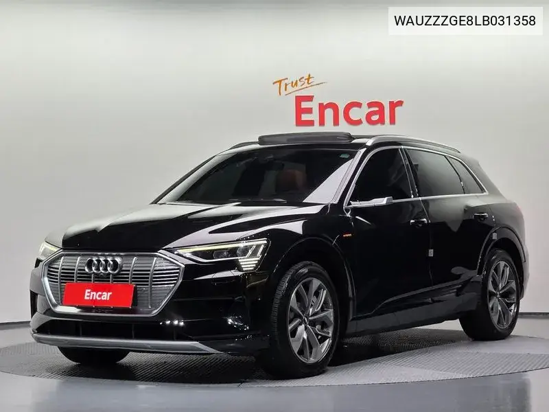 Audi e-tron 2020 года выпуска