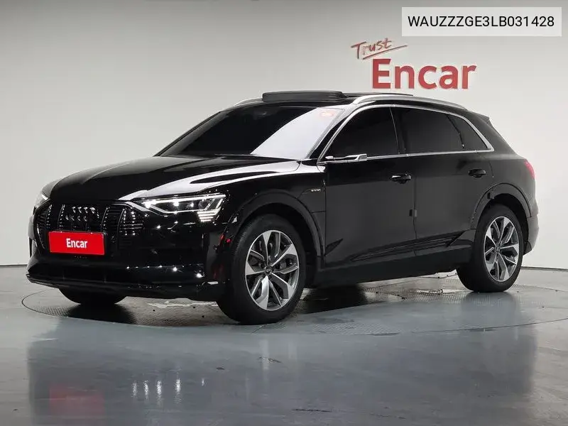 Audi e-tron 2020 года выпуска