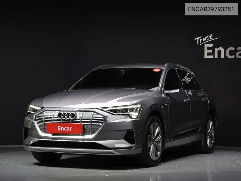 Audi e-tron 2022 года выпуска