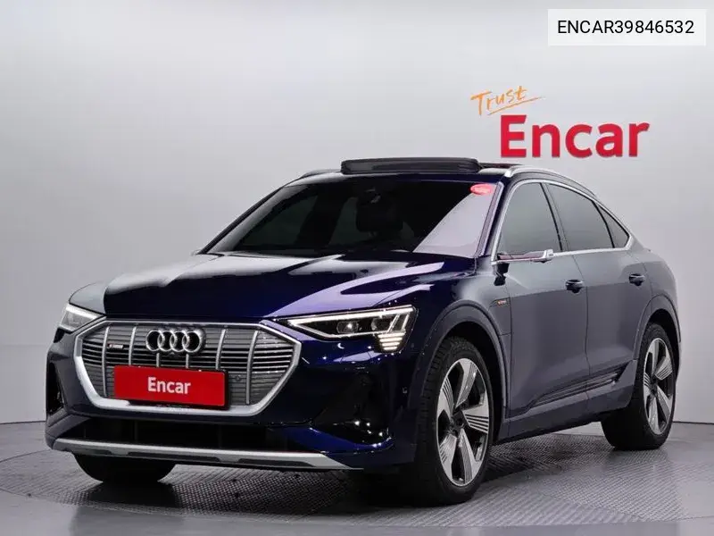 Audi e-tron 2022 года выпуска
