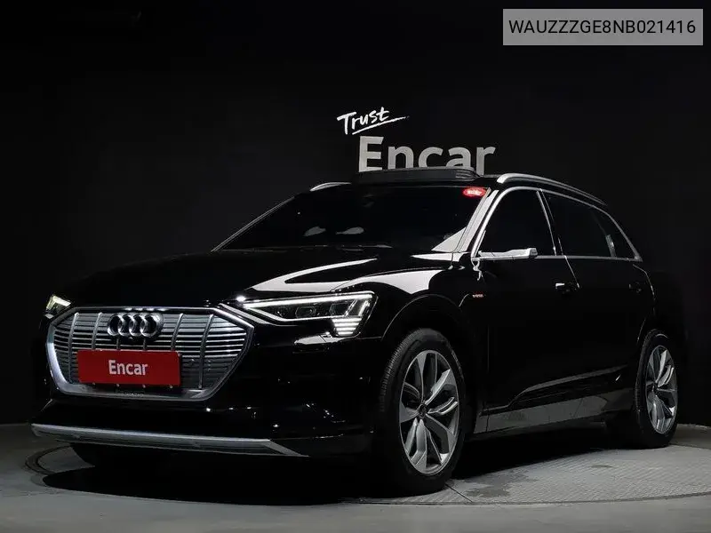 Audi e-tron 2022 года выпуска