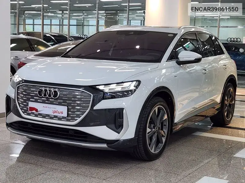 Audi Q4 e-tron 2022 года выпуска
