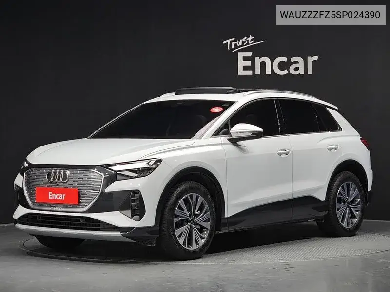 Audi Q4 e-tron 2025 года выпуска