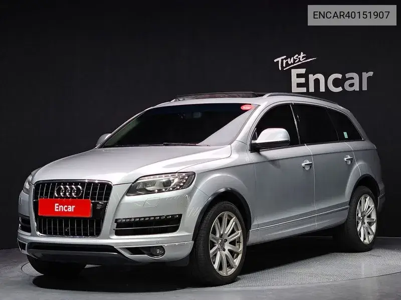 Audi Q7 2015 года выпуска