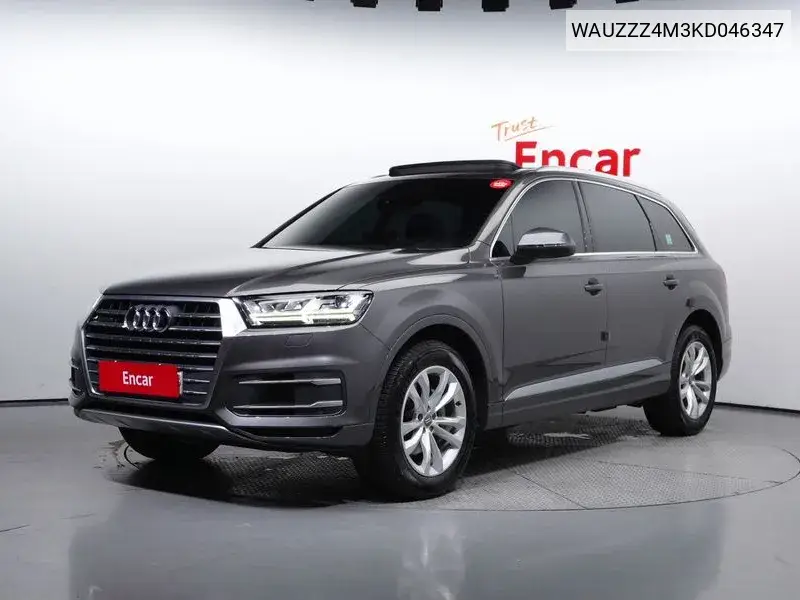 Audi Q7 2019 года выпуска