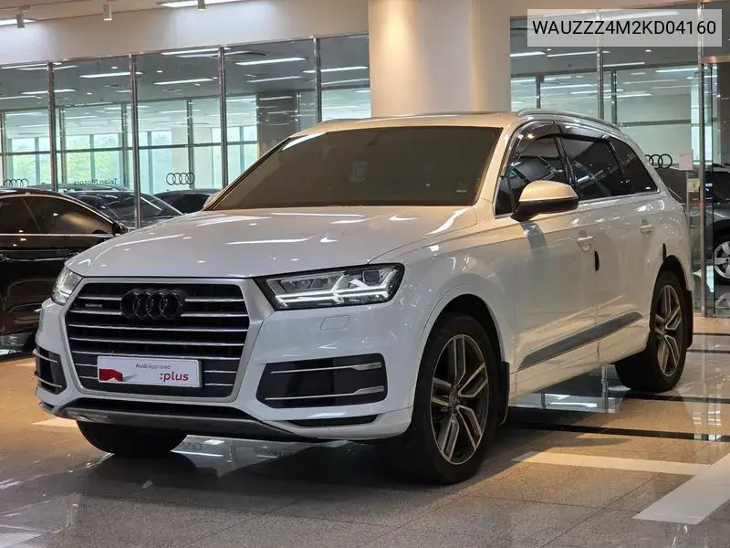 Audi Q7 2019 года выпуска