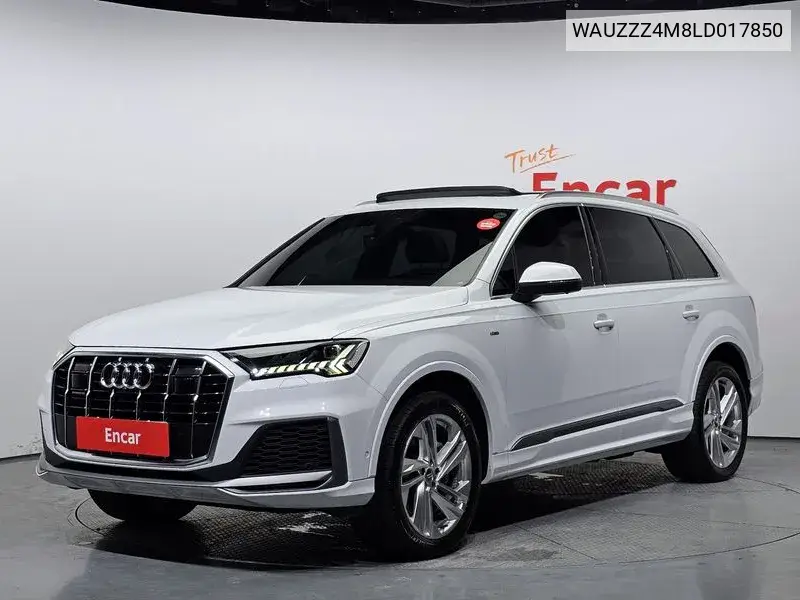 Audi Q7 2020 года выпуска