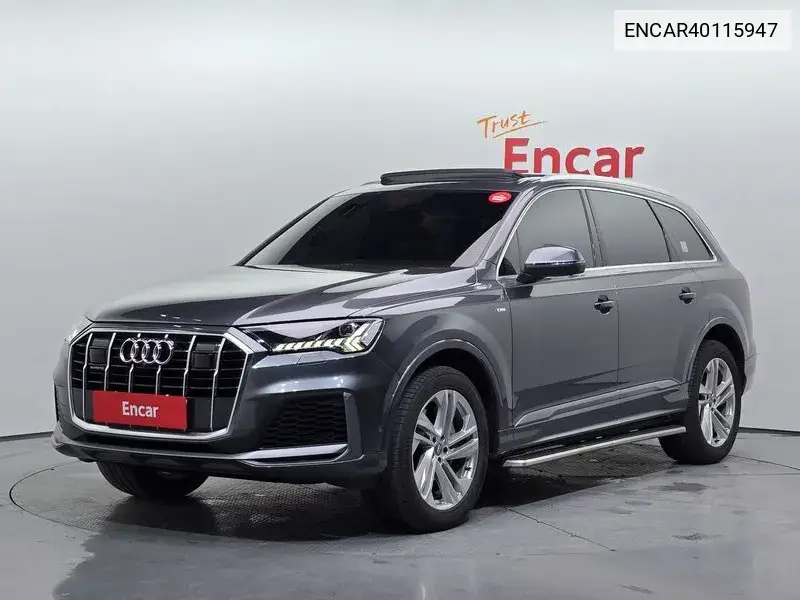 Audi Q7 2021 года выпуска