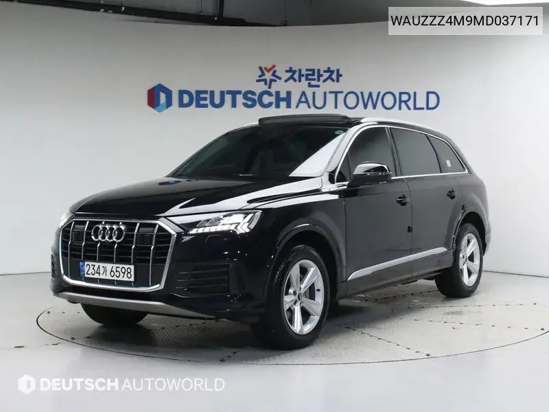 Audi Q7 2021 года выпуска