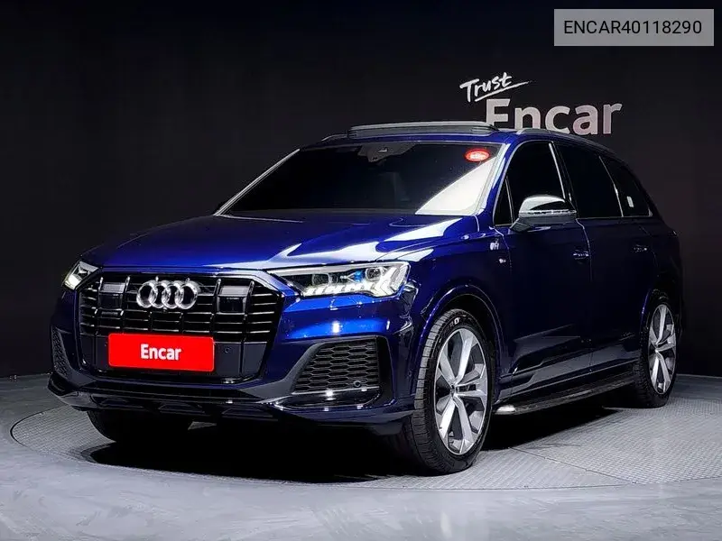Audi Q7 2022 года выпуска