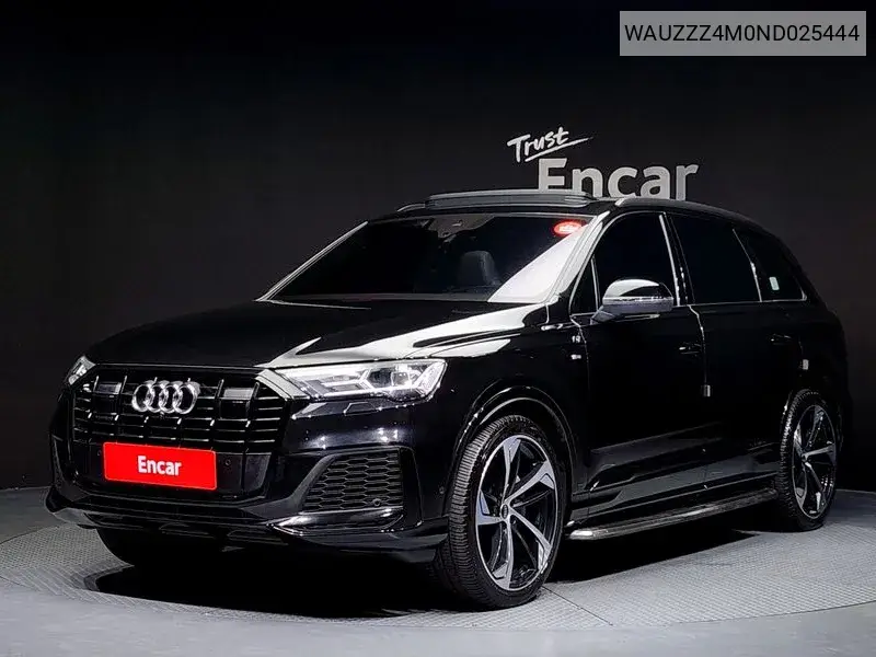 Audi Q7 2022 года выпуска