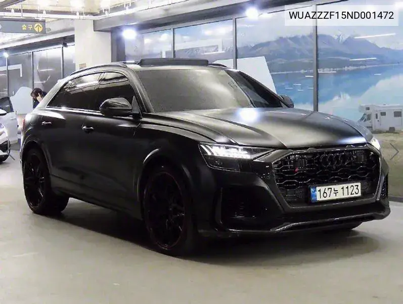 Audi RS Q8 2021 года выпуска