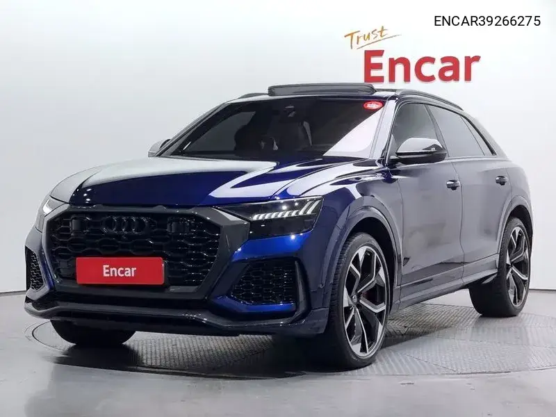 Audi RS Q8 2022 года выпуска