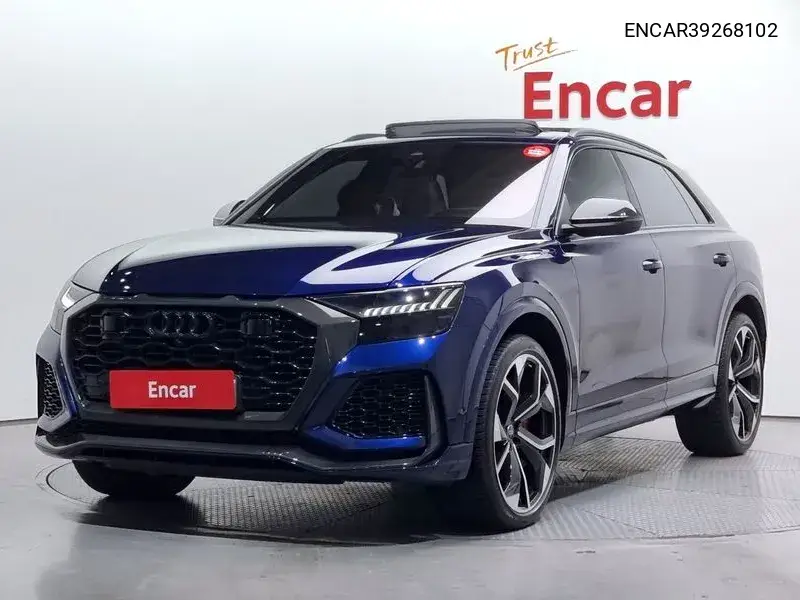 Audi RS Q8 2022 года выпуска