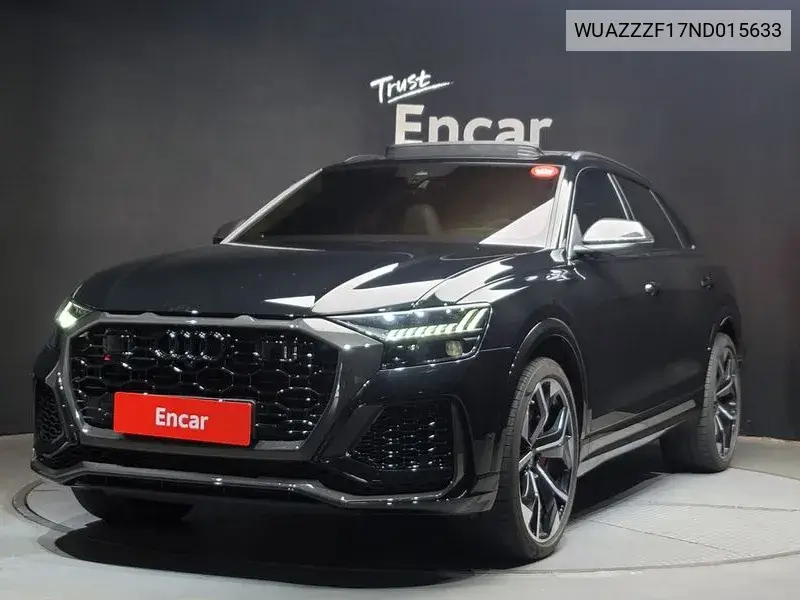 Audi RS Q8 2022 года выпуска