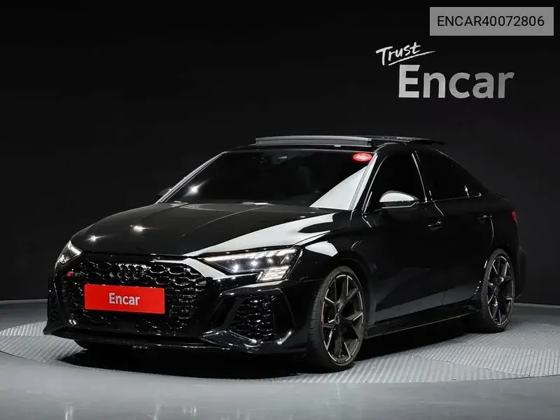 Audi RS3 2023 года выпуска