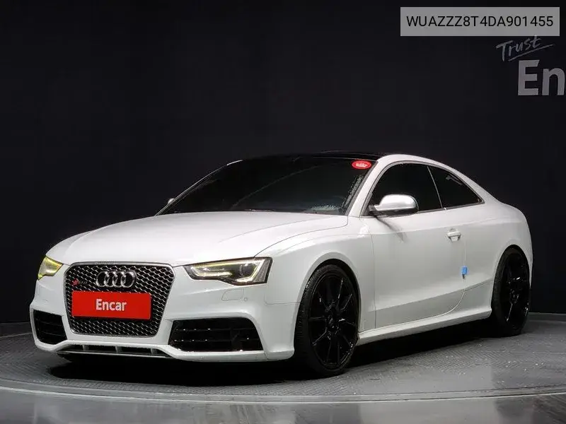 Audi RS5 2013 года выпуска