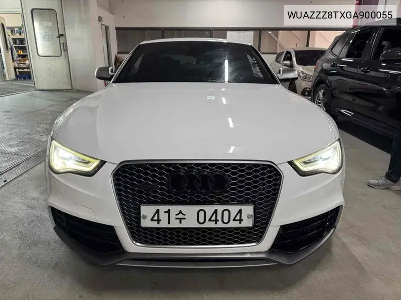 Audi RS5 2016 года выпуска