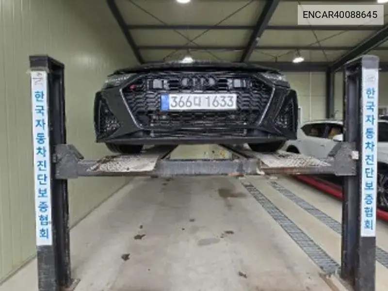 Audi RS6 2022 года выпуска
