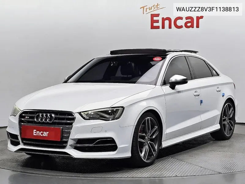 Audi S3 2015 года выпуска