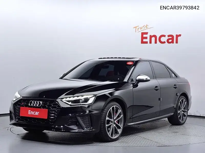 Audi S4 2021 года выпуска