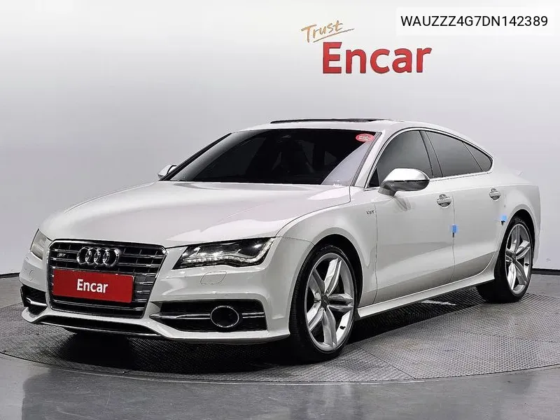Audi S7 2013 года выпуска
