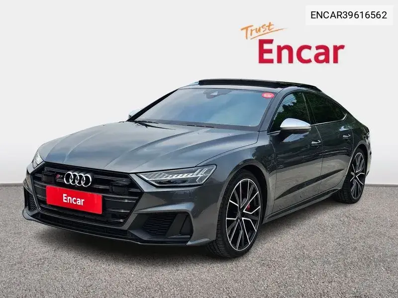 Audi S7 2020 года выпуска