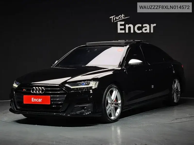 Audi S8 2020 года выпуска