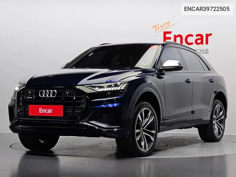 Audi SQ8 2020 года выпуска
