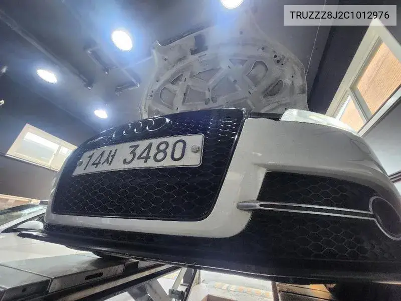 Audi TTS 2012 года выпуска