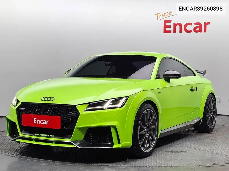 Audi TTS 2016 года выпуска