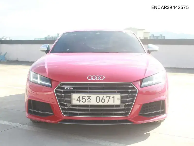 Audi TTS 2016 года выпуска