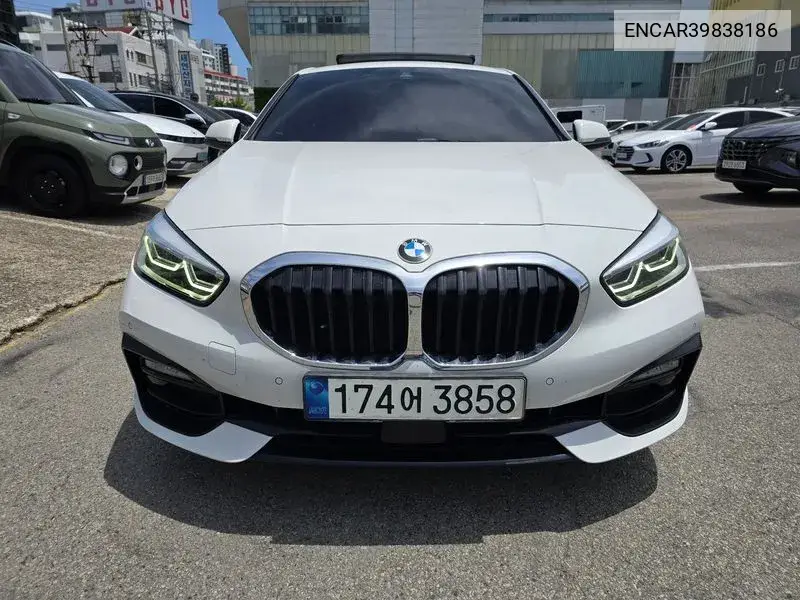 BMW 1er 2021 года выпуска