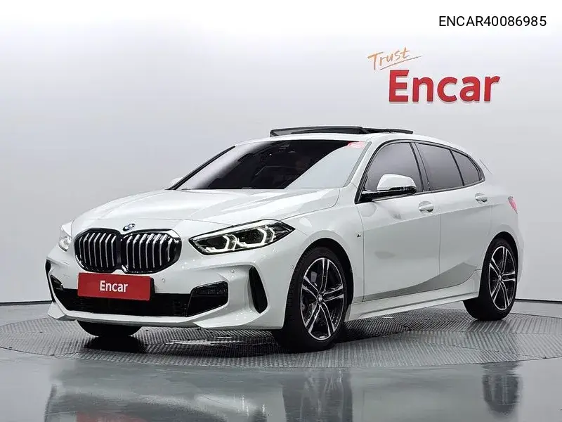 BMW 1er 2021 года выпуска