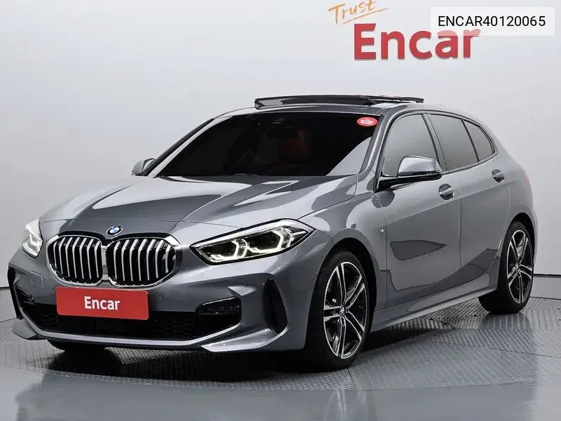 BMW 1er 2022 года выпуска