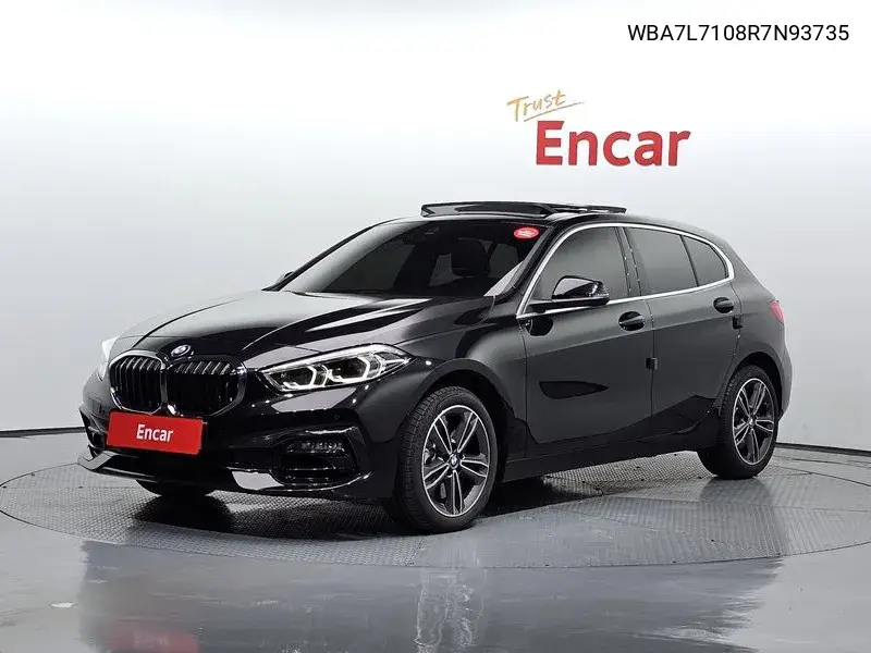 BMW 1er 2024 года выпуска